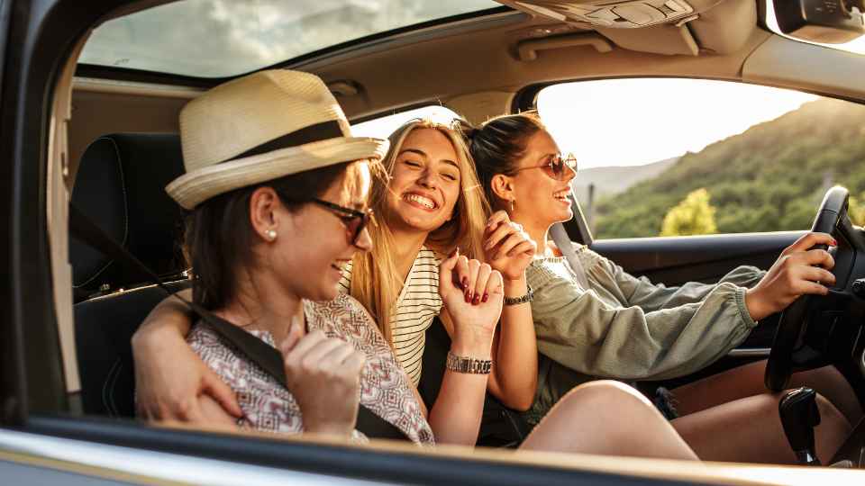 3 women in a car